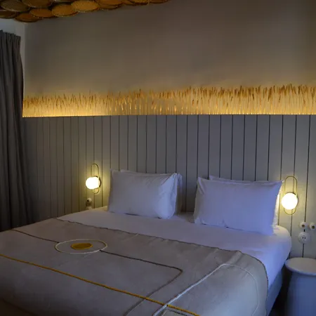 M Soleil - Centre Saint Roch 4*