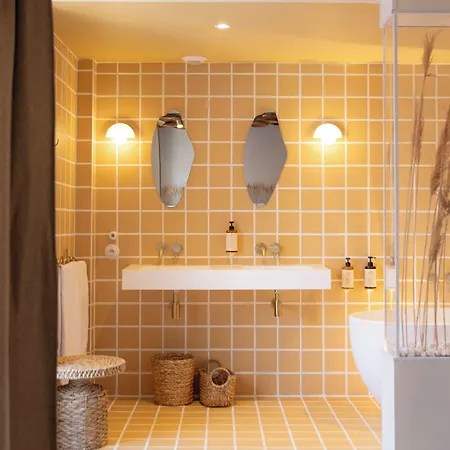 M Soleil - Centre Saint Roch 4*