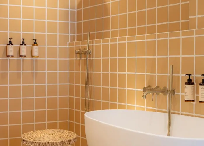 מלון M Soleil - Centre Saint Roch 4*