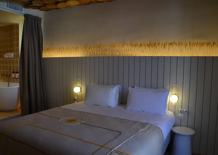 M Soleil - Centre Saint Roch 4*